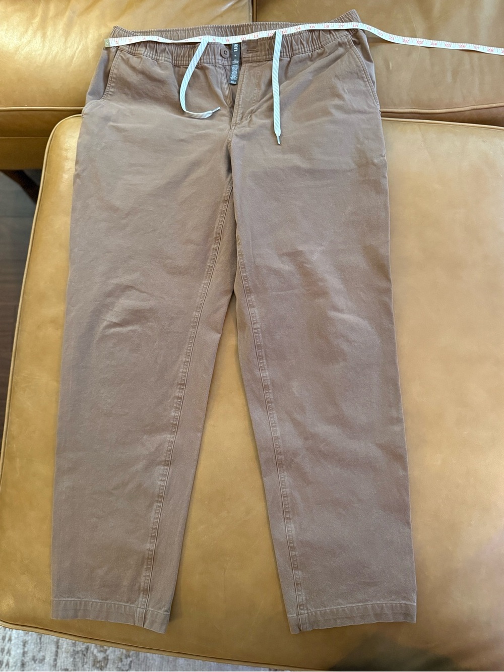 Vuori Straight-Leg, Elastic Waist Chinos